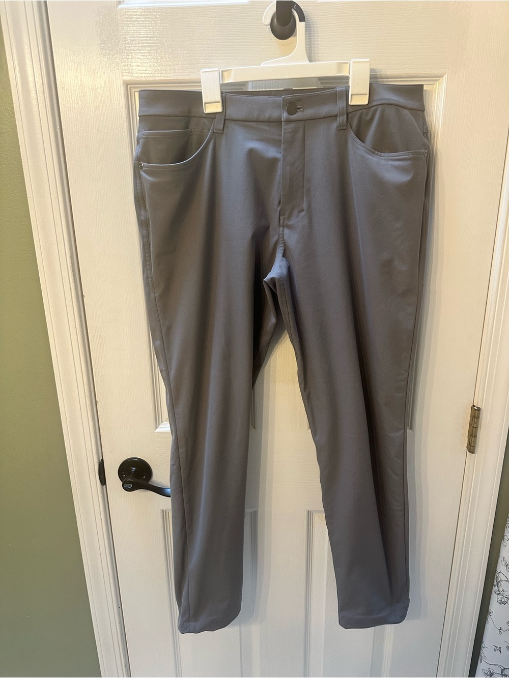 lululemon athletica Men's Slate Gray Performance Chinos
